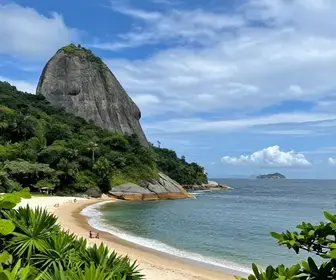 Descubra a Ilha de Itanhangá em Angra dos Reis: Um Paraíso Tropical