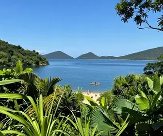 Descubra a Lagoa Azul em Angra dos Reis: Um Paraíso Natural Descubra a Lagoa Azul em Angra dos Reis: Um Paraíso Natural