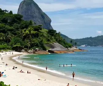 Explore a Praia da Camiranga: Beleza Natural em Angra dos Reis Explore a Praia da Camiranga: Beleza Natural em Angra dos Reis