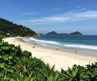 Guia Prático para Chegar à Praia do Aventureiro em Angra dos Reis Guia Prático para Chegar à Praia do Aventureiro em Angra dos Reis